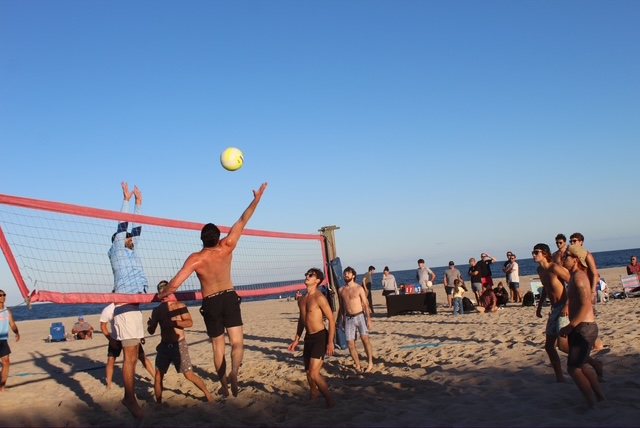 A block at the net in the evening light